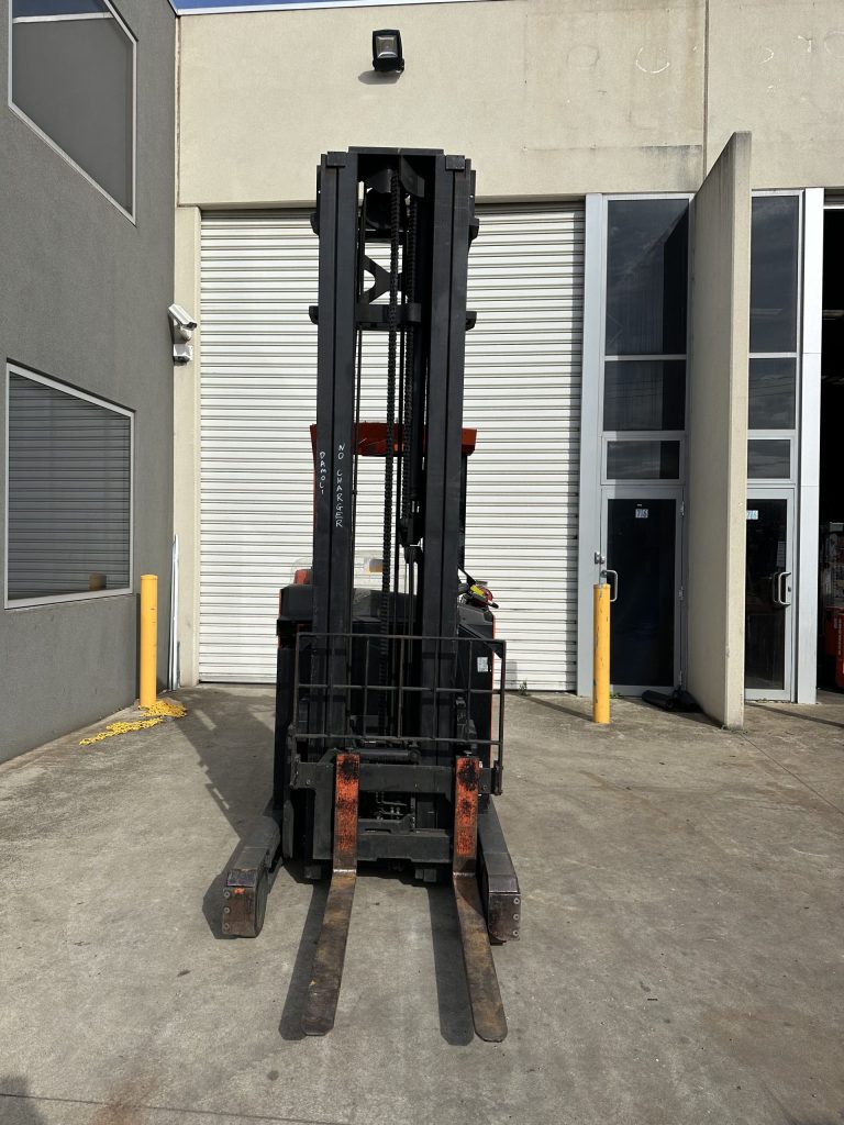 2013 BT Reach Forklift – 1.6T Capacity – 7.5m Lift – Side Shift