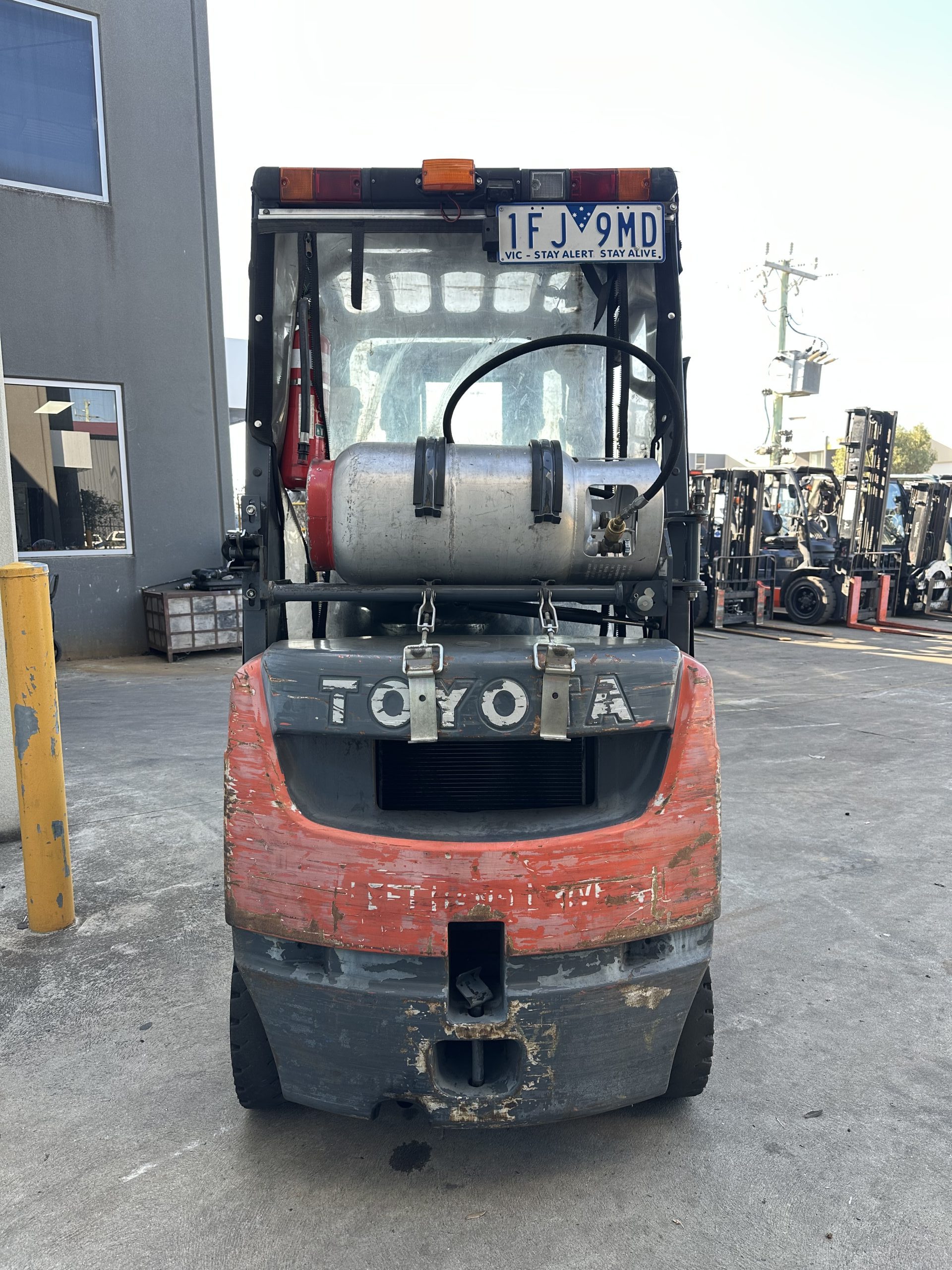 2015 Toyota Container Mast – 1.8Tonne – 4.5m Lift – LPG – Side Shift