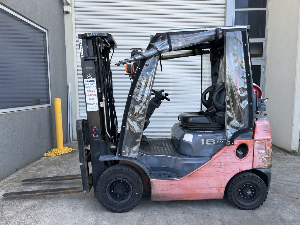 2015 Toyota Container Mast – 1.8Tonne – 4.5m Lift – LPG – Side Shift