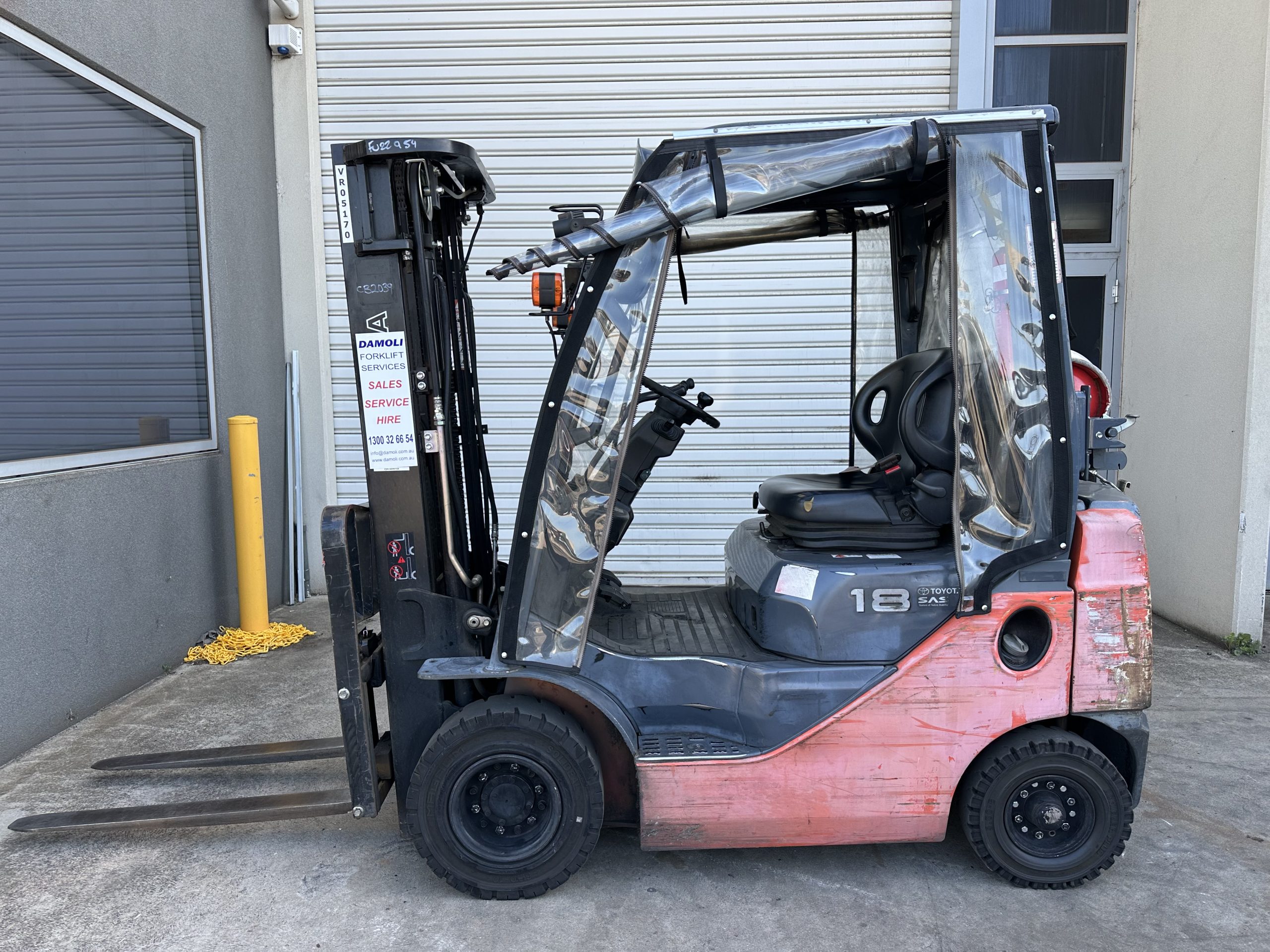2015 Toyota Container Mast – 1.8Tonne – 4.5m Lift – LPG – Side Shift