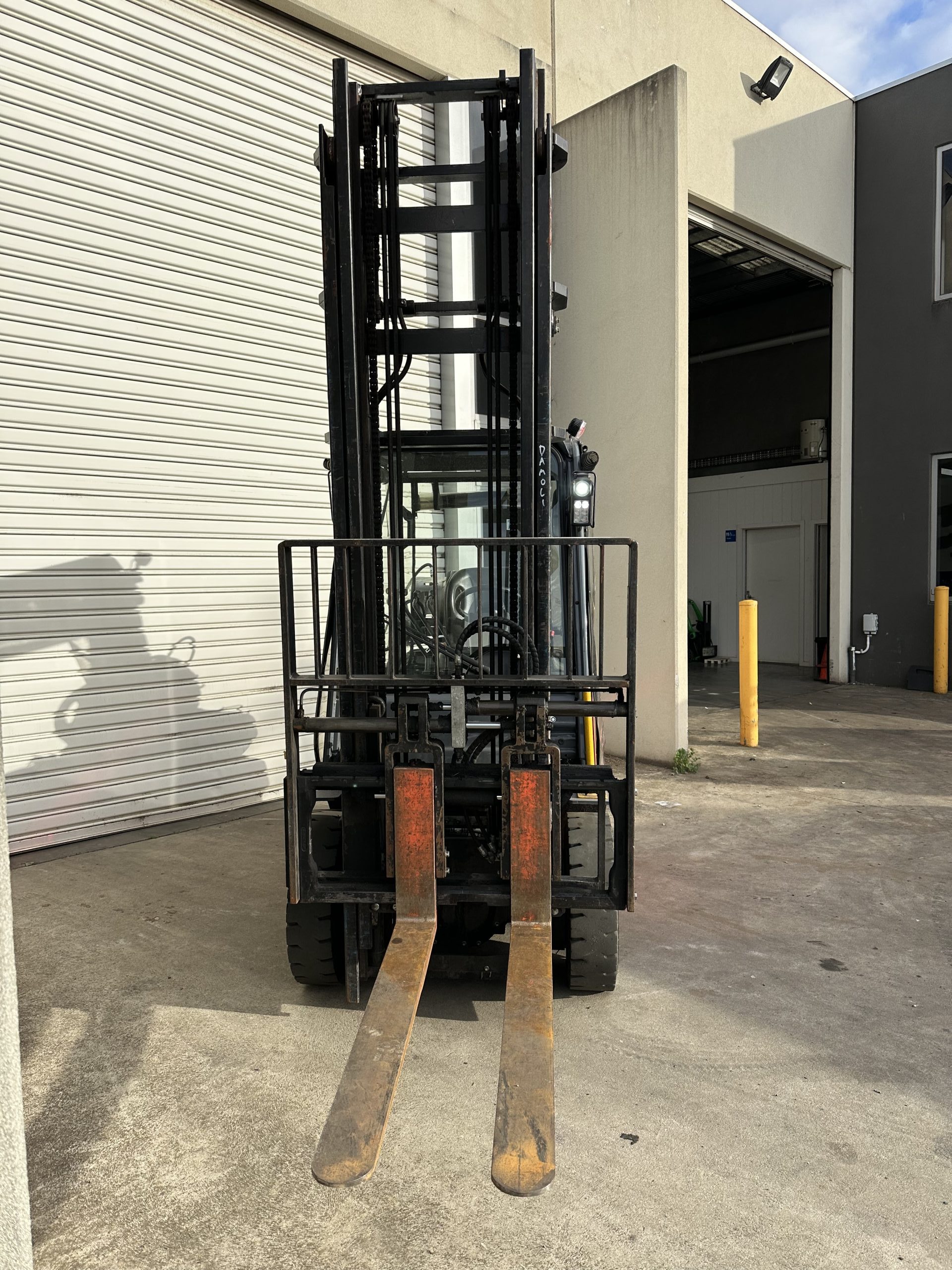 2021 Toyota (LPG) Forklift – 2.5 tonne – 4.5m Lift – Side Shift