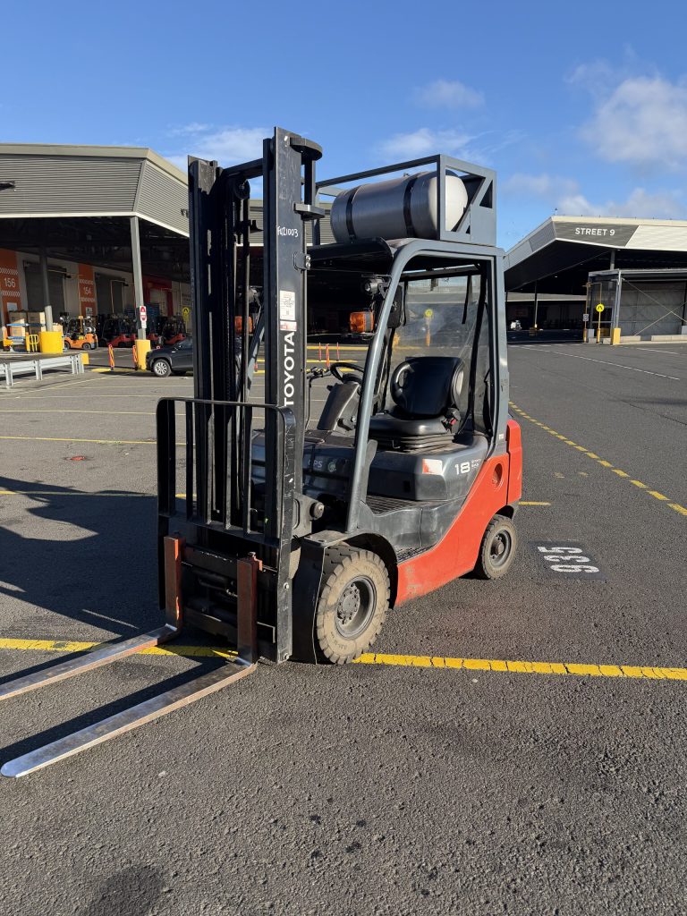 2018 Toyota (LPG) Forklift – 1.8 tonne – 3.7m Lift – Side Shift