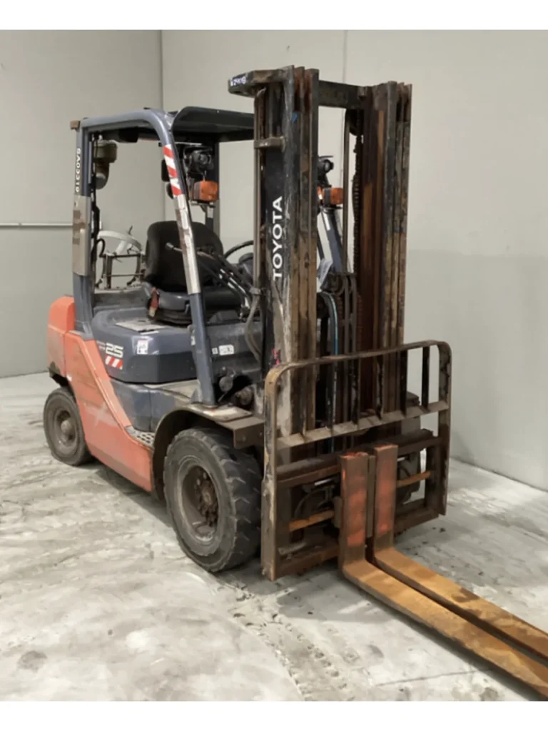 2020 Toyota 32-8FG25 2.5T LPG Forklift – 4.7m Container Mast, Side Shift, Fork Positioner