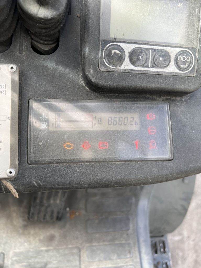 Used 2012 Toyota 32-8FG30 3.0 tonne LPG forklift with standard mast, stock CB2010, photo 6