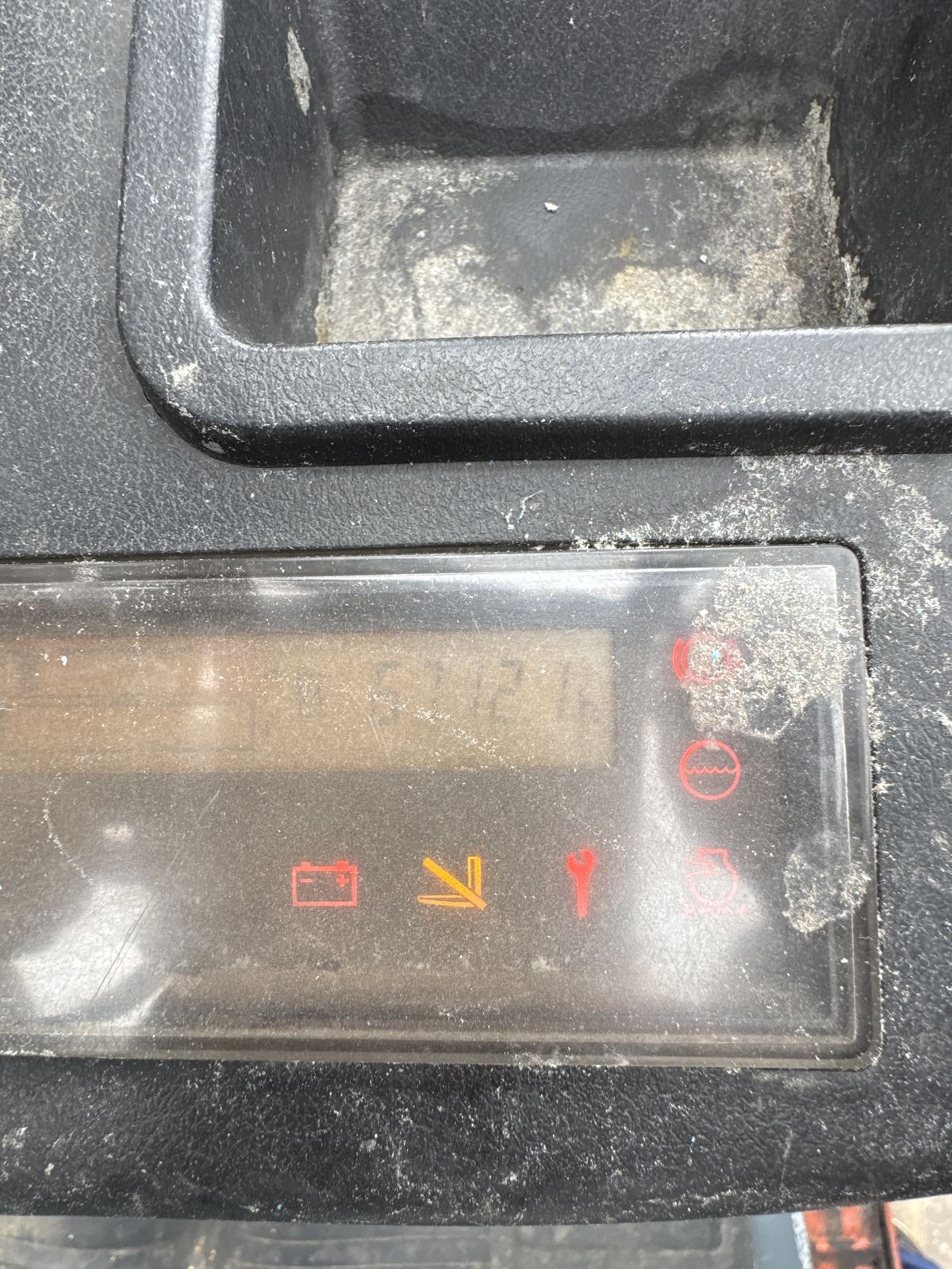 Used 2013 Toyota 32-8FG30 3.0 tonne LPG forklift with container mast, stock CB2131, photo 6