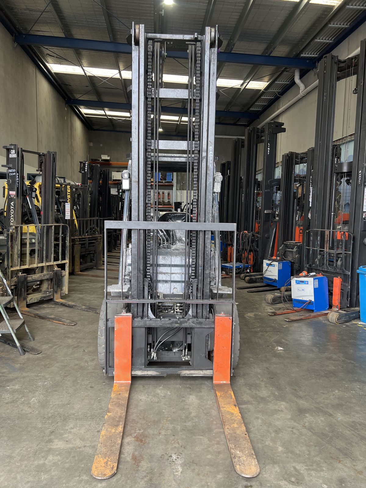 Used 2021 Toyota 32-8FGJ35 3.5 tonne LPG forklift with standard mast, stock CB2132, photo 2