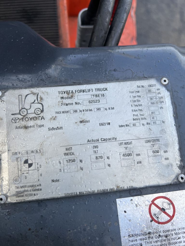 Used 2011 Toyota 7FBE18 1.8 tonne electric forklift with container mast, stock CE2074, photo 6