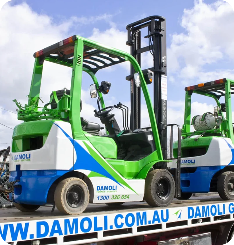 TRANSPORT A FORKLIFT