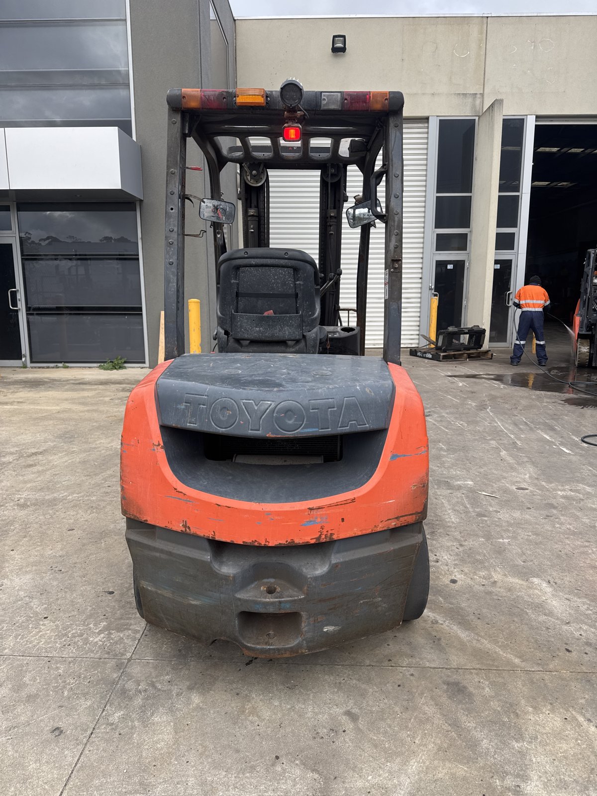 2023 Toyota 62-8FD30 3.0T Diesel Forklift – 4.7m Container Mast, Side Shift