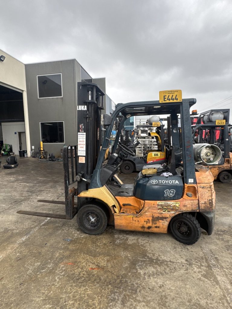2002 Toyota 7FG18 1.8T LPG Forklift – 3.7m Standard Mast, Side Shift