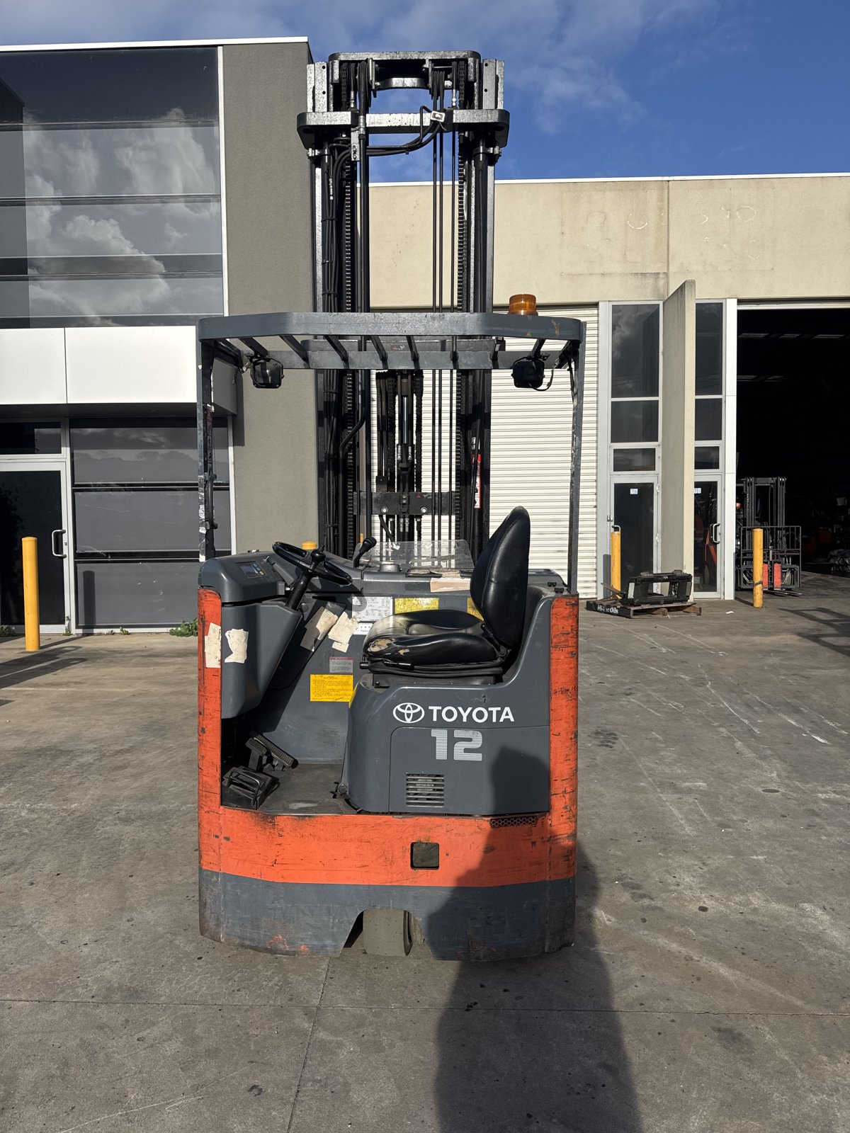 2008 Toyota 6FBRE12 1.2T Electric Reach Truck – 7.5m Standard Mast, Side Shift
